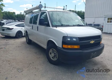 2021 Chevrolet Express Cargo Rwd 2500 Regular Wheelbase Wt from USA, damaged, VIN 1GCWGAFP6M1231601